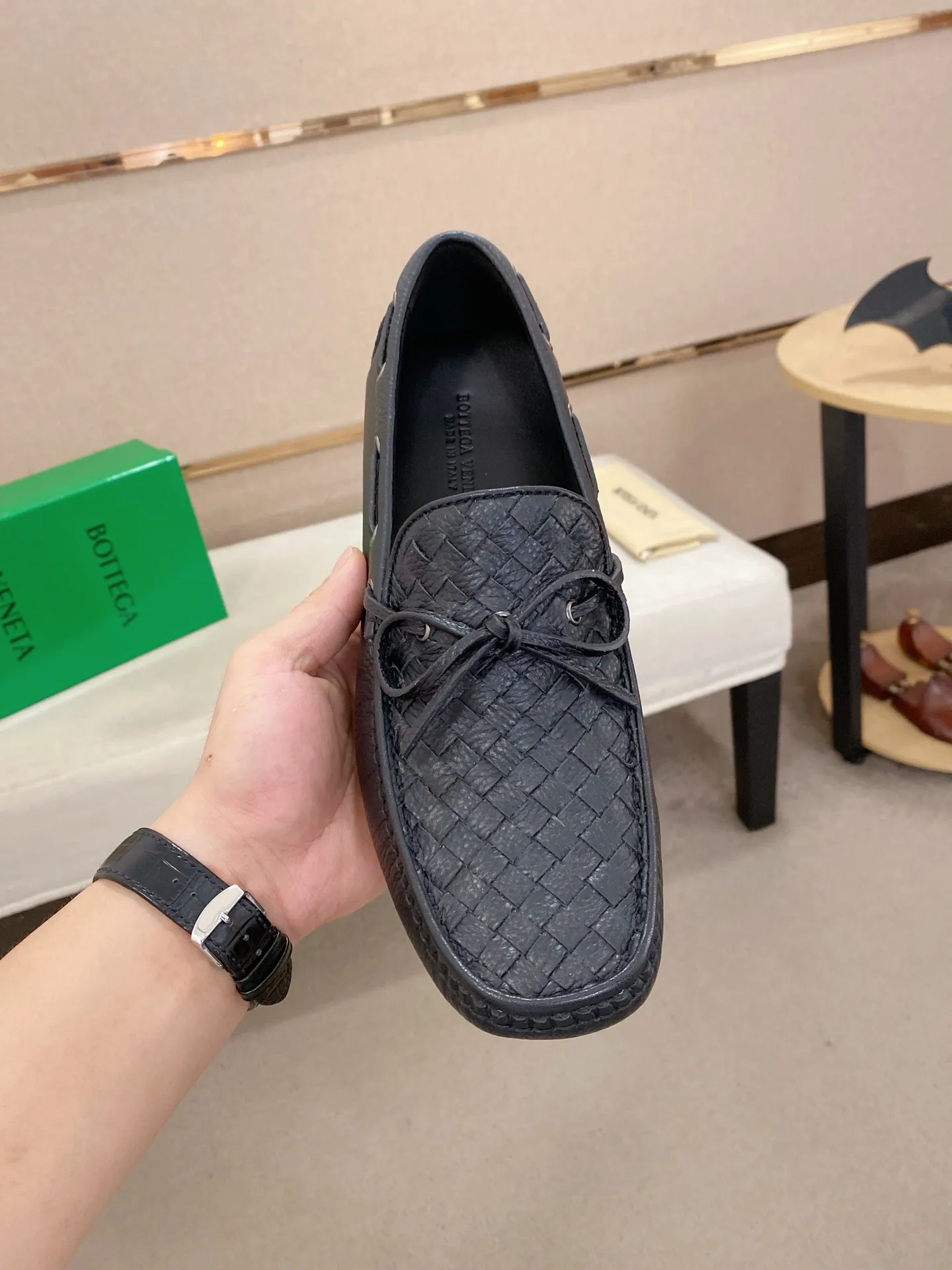 Men's shoes 💰 400💰 (Niu Li + Niu Pad) [BV] latest hot style‼ ️Casual men's shoes, uppers imported deer pattern first-layer cowhide ➕Full imported cowhide lining✔️Exquisite workmanship, excellent foot feel, special rubber soles✔️, cool and fashionable, the latest fashion, fashionable outsole, hurry up. Code number: 38-44 (can be customized to 37.45, non-refundable)